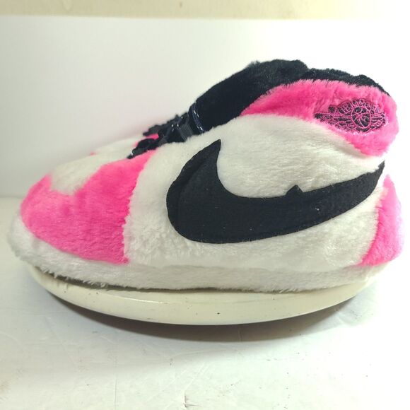 Nike Dunk Air Jordan Plush Fluffy Slippers Adults One Size White Pink Black EUC - Picture 5 of 12
